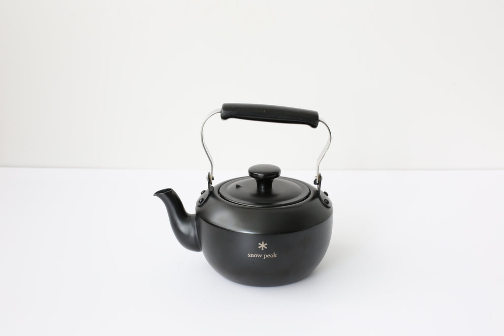 Classic Teapot 0.7 Mat Black