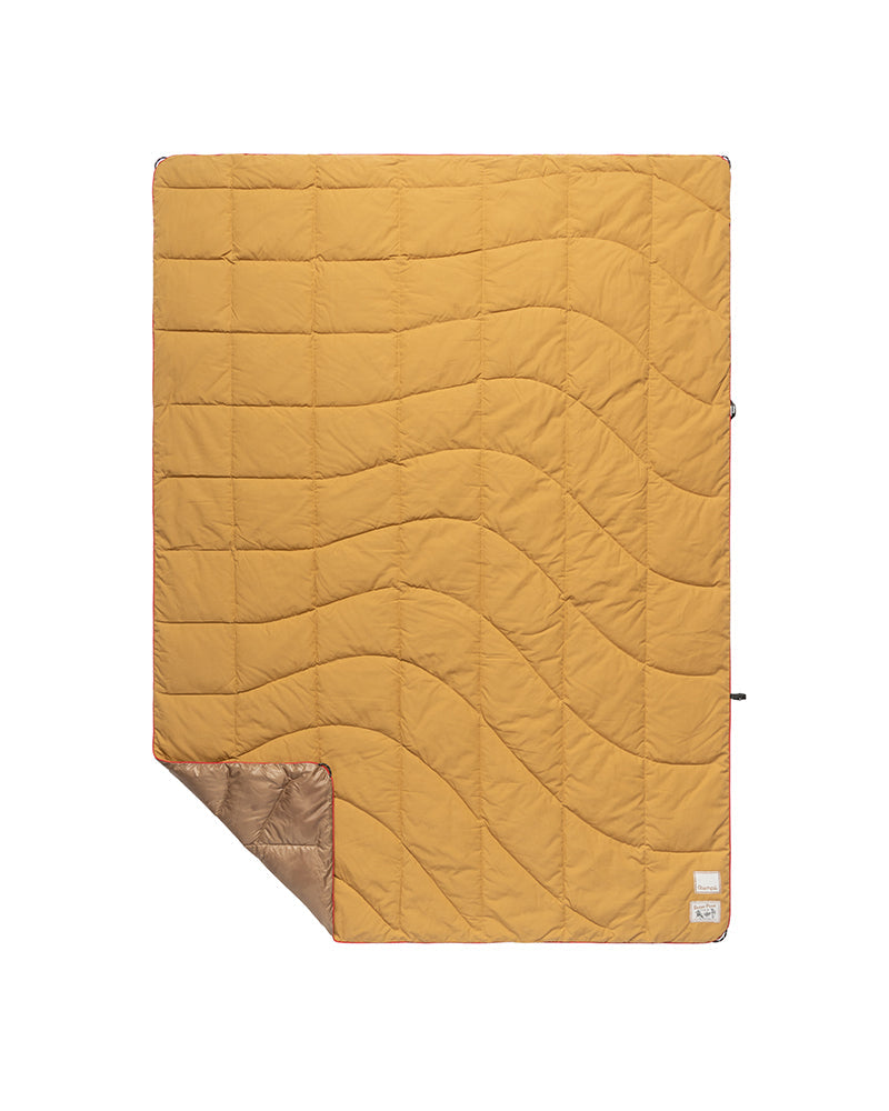 Nanoloft® Takibi Blanket in Amenity Dome