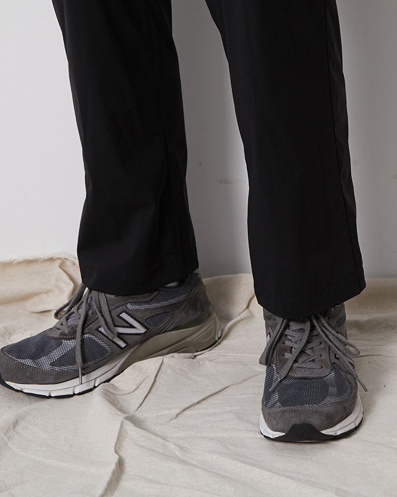Water-Repellent Light Pants